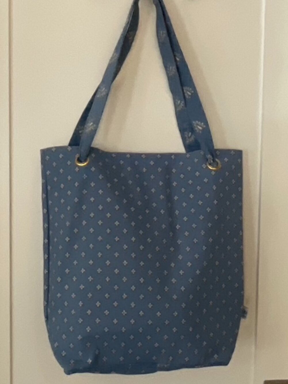 Pierre Deux Blue Tote, Vintage,Discontinued Brand,Rare, Collectible Piece - Picture 3 of 11